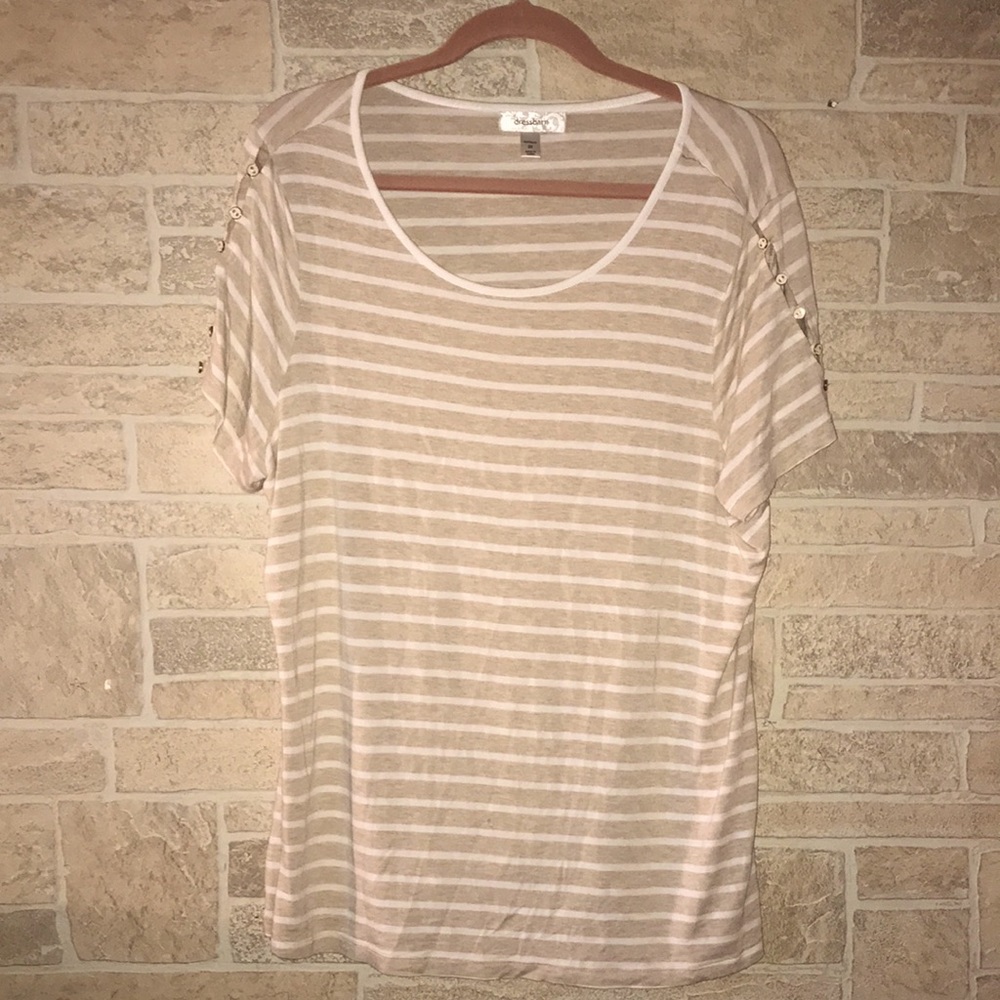 ✅dressbarn Striped Tee